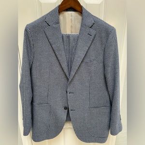 Suit Supply Blue Houndstooth Havana suit.  Size 44R
